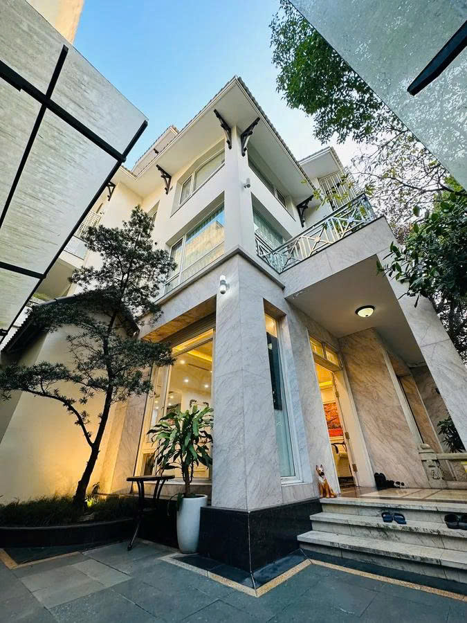 Biệt thự Sài Đồng Long Biên 179m² - Mặt tiền 12.3m, Giá 53.5 tỷ - Giá trị đầu tư