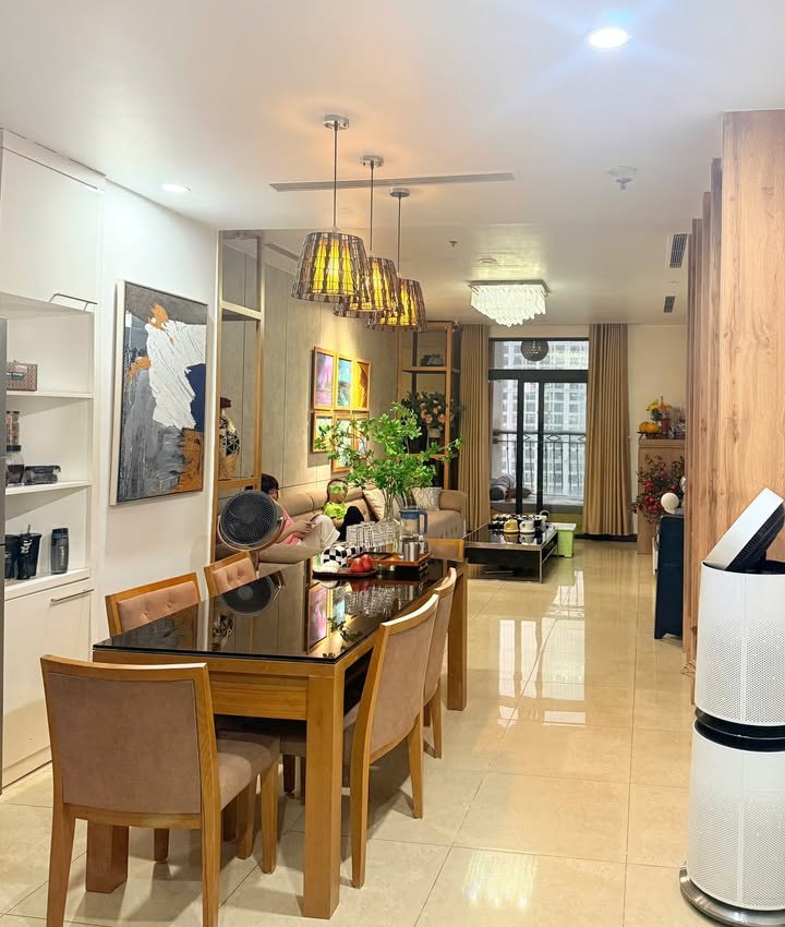 Chung cư Royal City 106m² - 2PN View Nội Khu - Giá 1x Tỷ