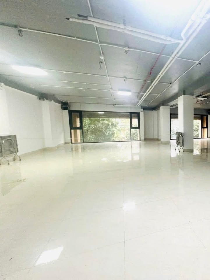 Văn phòng 100m² Văn Phú, Hà Đông - Giá 17 Triệu/Tháng