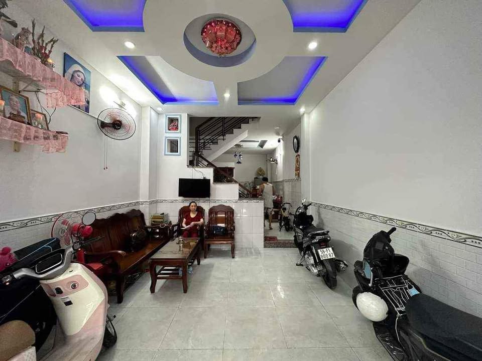 Nhà Hẻm Xe Hơi Huỳnh Văn Nghệ, Gò Vấp - 65m2, 3 Tầng, Sổ Nở Hậu - 5 Tỷ