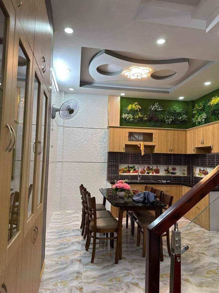 Nhà 4 Tầng Nguyễn Duy Cung Gò Vấp - 5.4 Tỷ, Sổ Hồng Vuông Vức