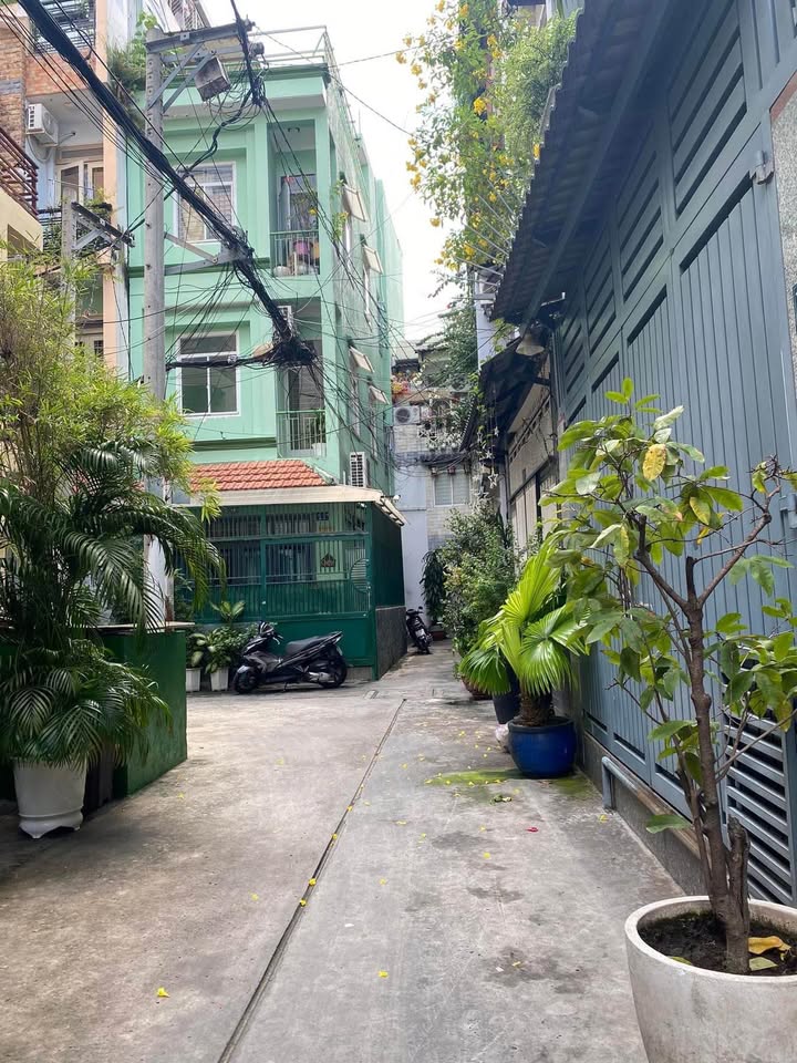 Nhà 3 Tầng Hẻm Ba Gác Thông, Phú Nhuận - 2.4 Tỷ TL