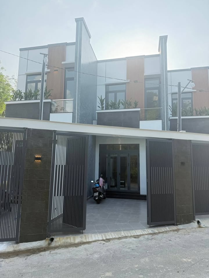 Nhà Mới Đẹp Mỹ Phước, Bến Cát - 90m² Thổ Cư, 3PN, Giá 3.35 Tỷ