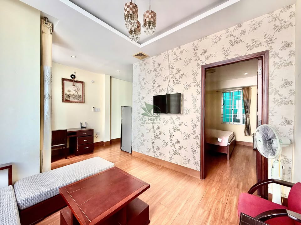 Căn hộ 50m² ban công rộng, trung tâm Nha Trang - 8 triệu/tháng