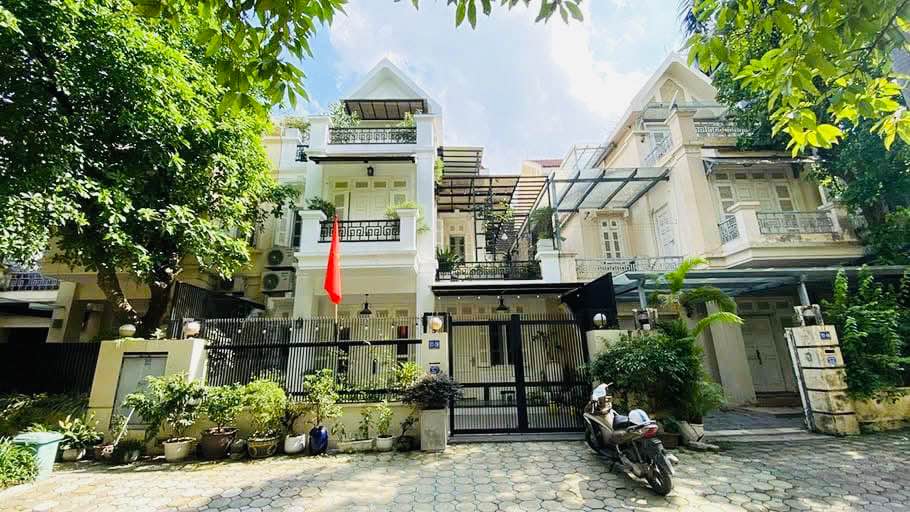 Biệt thự Ciputra - Sổ hồng sẵn, giá từ 55.3 tỷ - Lựa chọn đẳng cấp