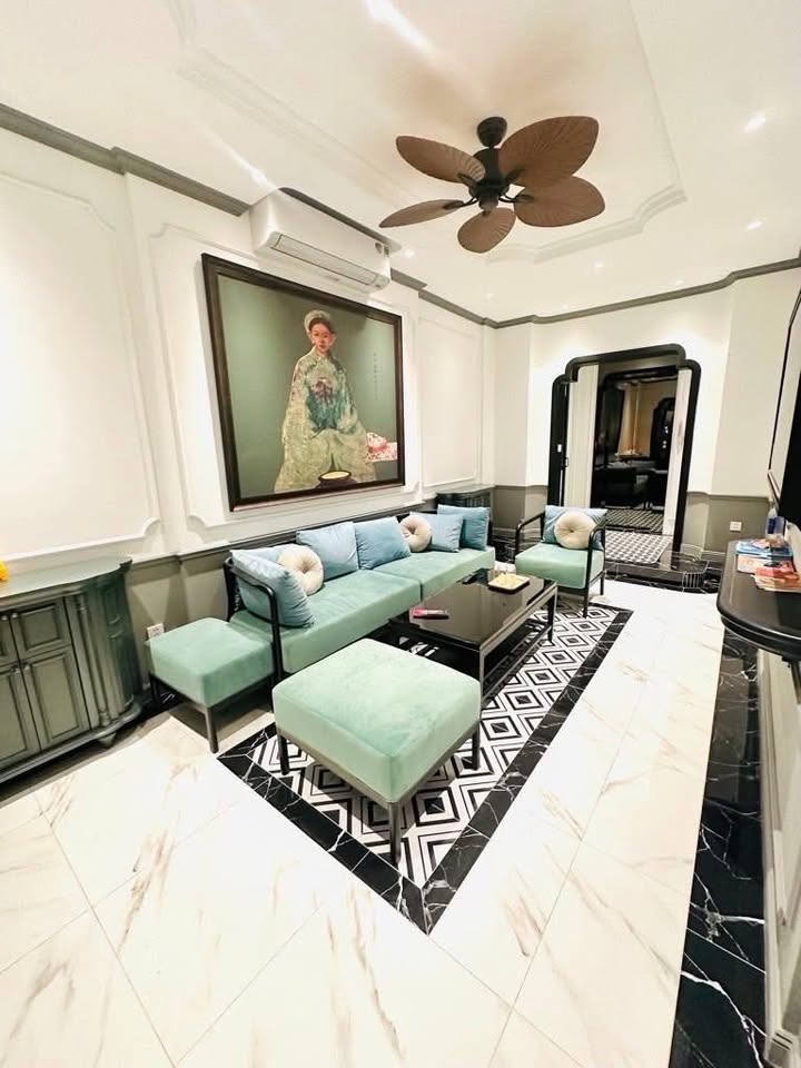 Nhà 6 Tầng Phường Lĩnh Nam, Hoàng Mai 50m² - Ngay Trung Tâm Hành Chính, Sổ Đỏ Chính Chủ