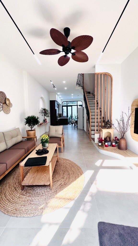 Nhà 3 Tầng Full Nội Thất, Hẻm Rộng Kiamoning Quận 7 - 7.98 Tỷ