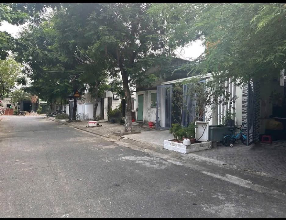 Đất nền Xuân Thiều 100m² - Ngang 5m - Cách biển 100m - 4.35 Tỷ