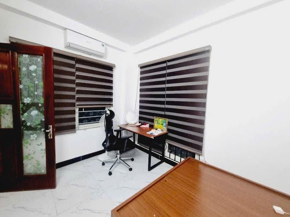 Nhà Lô Góc 35m² Đại Mỗ, Nam Từ Liêm - Ô Tô Vào Nhà, Giá 10 Tỷ
