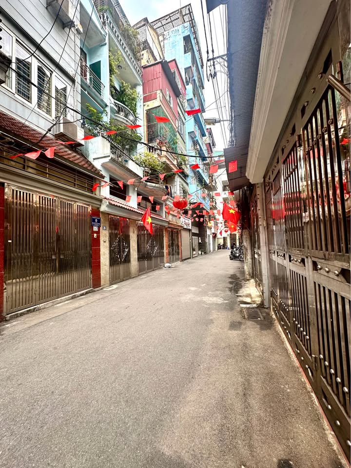 Nhà 42m² 4 Tầng Lê Trọng Tấn, Thanh Xuân - Ngõ Ô Tô, Dân Trí Cao, Giá 11 Tỷ