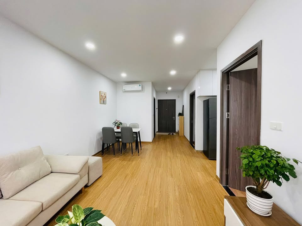 Bán gấp căn hộ Xuân Mai Complex 62m² - Giá 4.2 tỷ, full nội thất