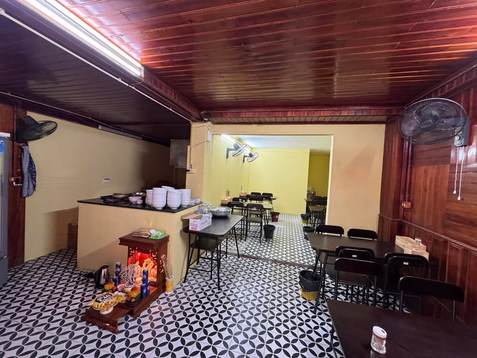 Cho thuê mặt bằng kinh doanh mặt tiền 6m, 60m² phố Tô Hiệu, Cầu Giấy - 20 triệu/tháng