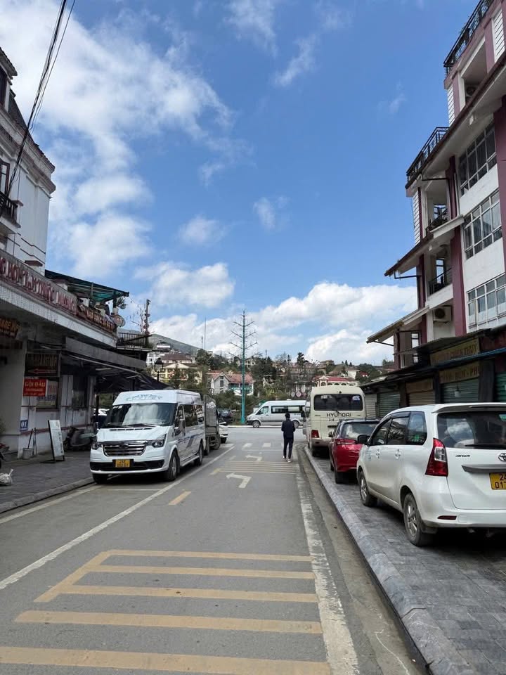 Nhà Mặt Tiền Hồ Sa Pa 74m² - Kinh Doanh Đắc Lợi, Giá 13.2 Tỷ