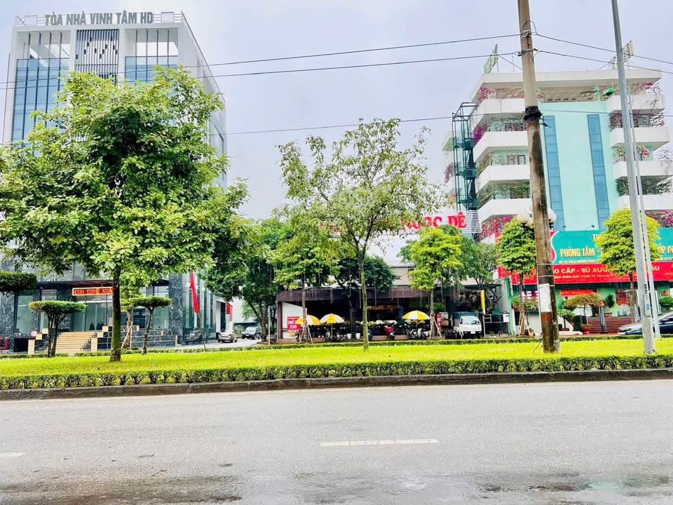 Bán Gấp Townhouse 76.68m² Mặt Tiền 8.5m Đường Trường Chinh, TP. Hải Dương - Giá Đầu Tư