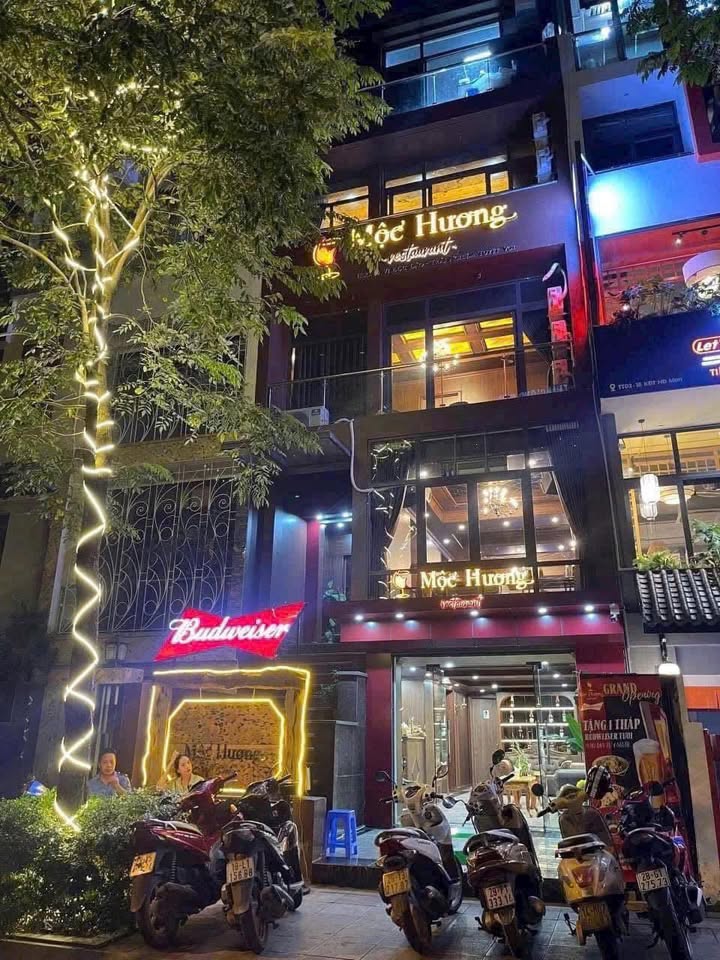 Cho thuê mặt bằng kinh doanh 70m² x 4 tầng mặt tiền 5m - Hoàng Ngọc Phách, Đống Đa