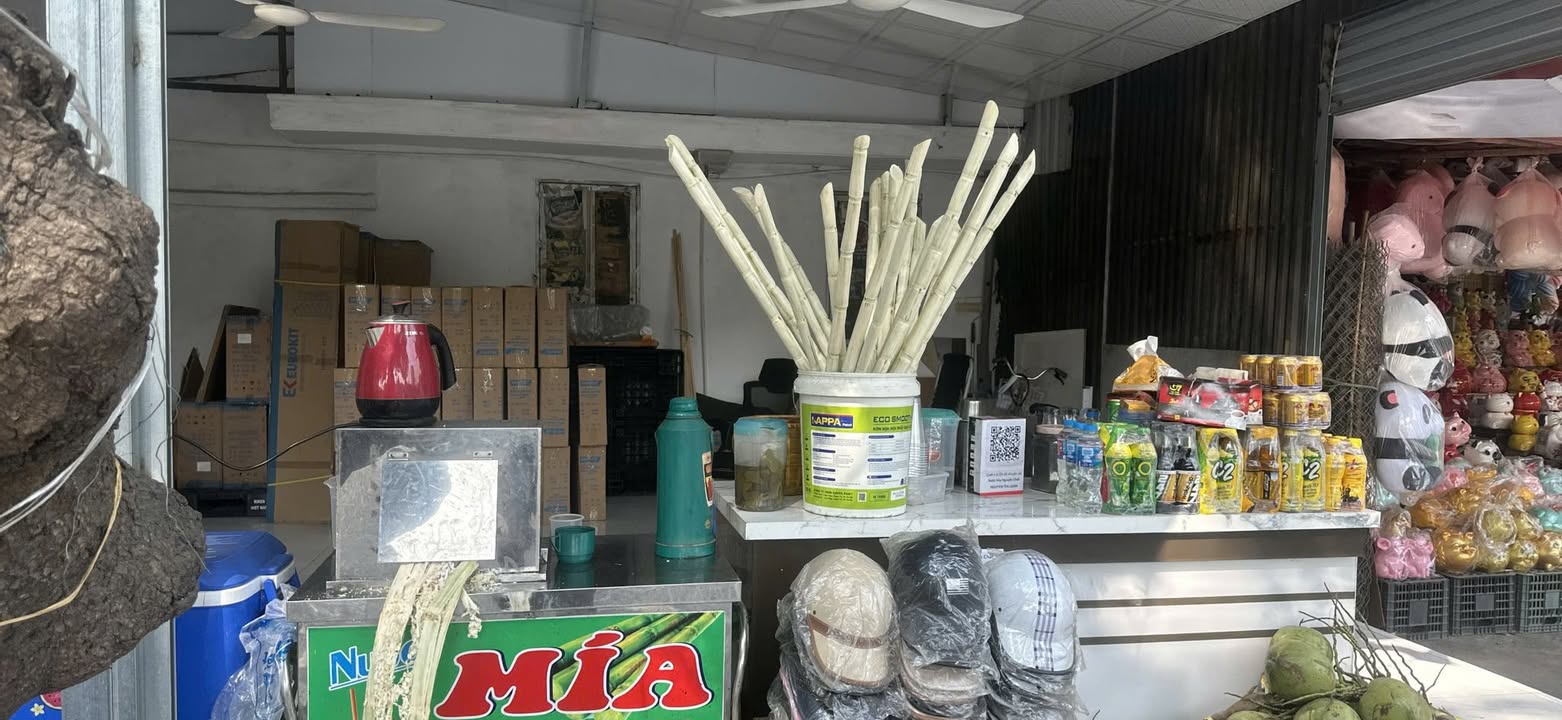 Mặt bằng kinh doanh 51m² mặt tiền 8.5m đường Láng - Giá 15 triệu