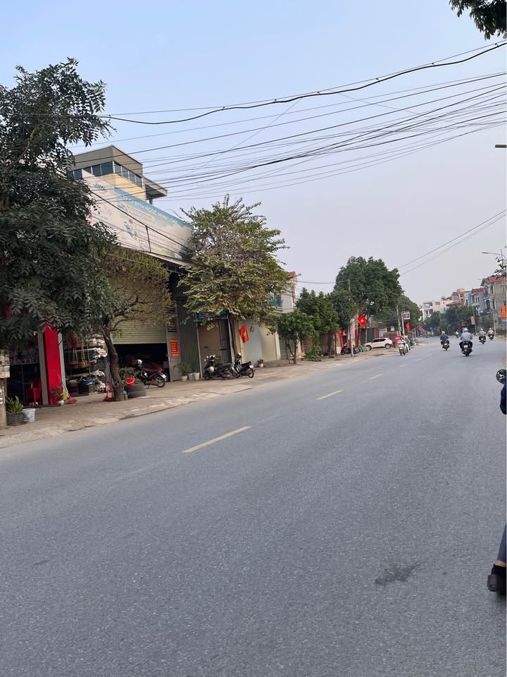 Nhà 2 Tầng Mặt Tiền QL23, Mê Linh 60m² - Dòng Tiền Sẵn Có