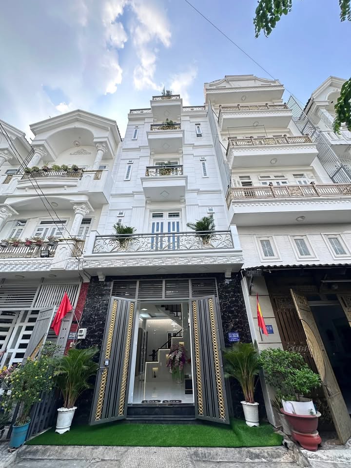 Nhà 3 Lầu Hiệp Thành, Q12 - 5PN, Sổ Hồng Riêng, Giá 5.85 Tỷ