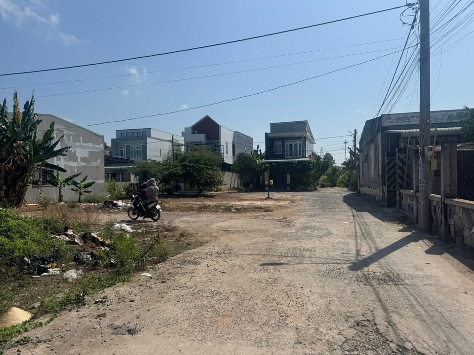 Đất Nền TT Long Điền 115m² (80m² Thổ cư) - Giá 1.75 Tỷ