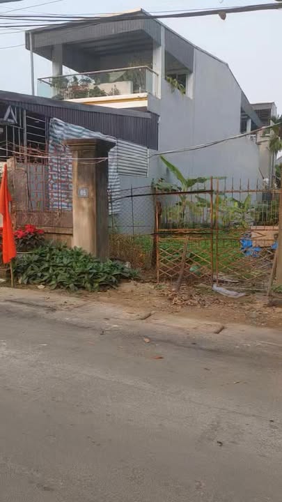 Bán đất mặt tiền Nguyễn Thái Học, Phú Thọ - 206m² sổ đỏ, giá 2.6 tỷ