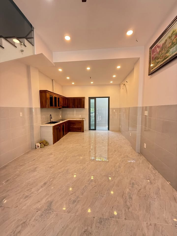 Nhà phố 60m² Hẻm 83 Sài Gòn Mới, Nhà Bè - Giá 15 Triệu/Tháng