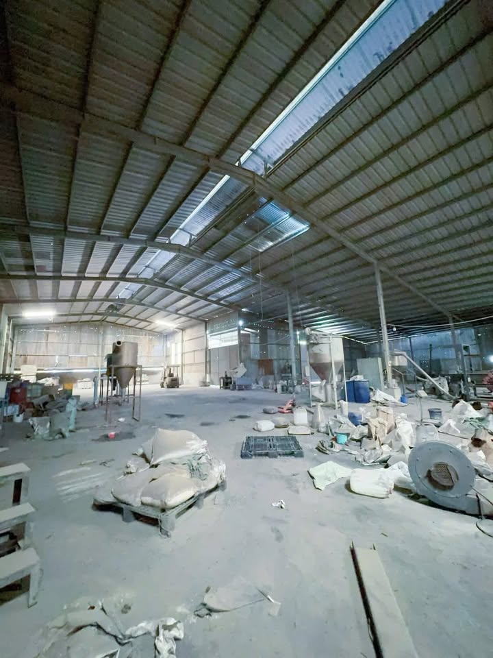 Bán Gấp Xưởng 1700m² Hố Nai, Đồng Nai - Dòng Tiền 30 Triệu/Tháng