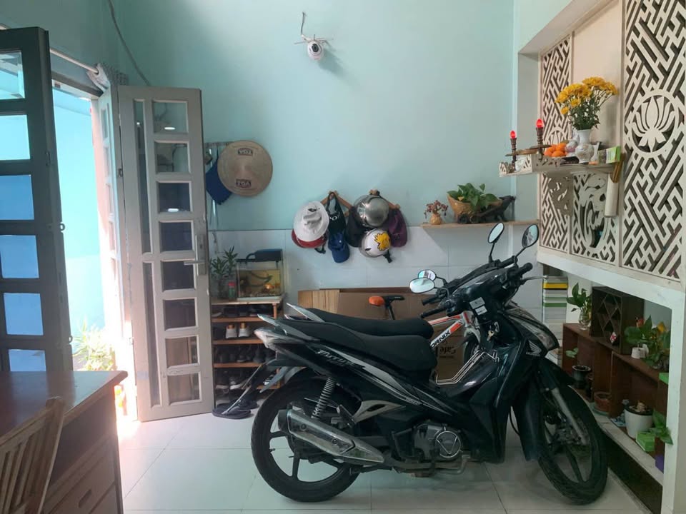 Bán Nhà Đường Trường Chinh Quận 12 - 36m² - Sổ Hồng Riêng