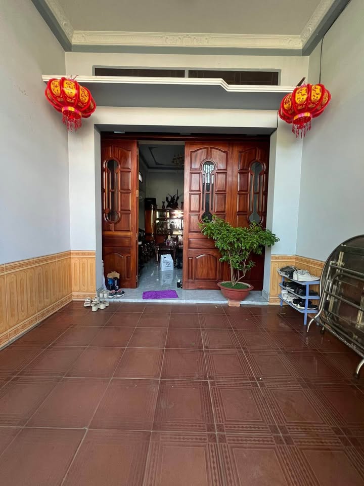 Nhà 128m² Phan Đình Phùng, Quảng Ngãi - 4PN, Kinh doanh tốt