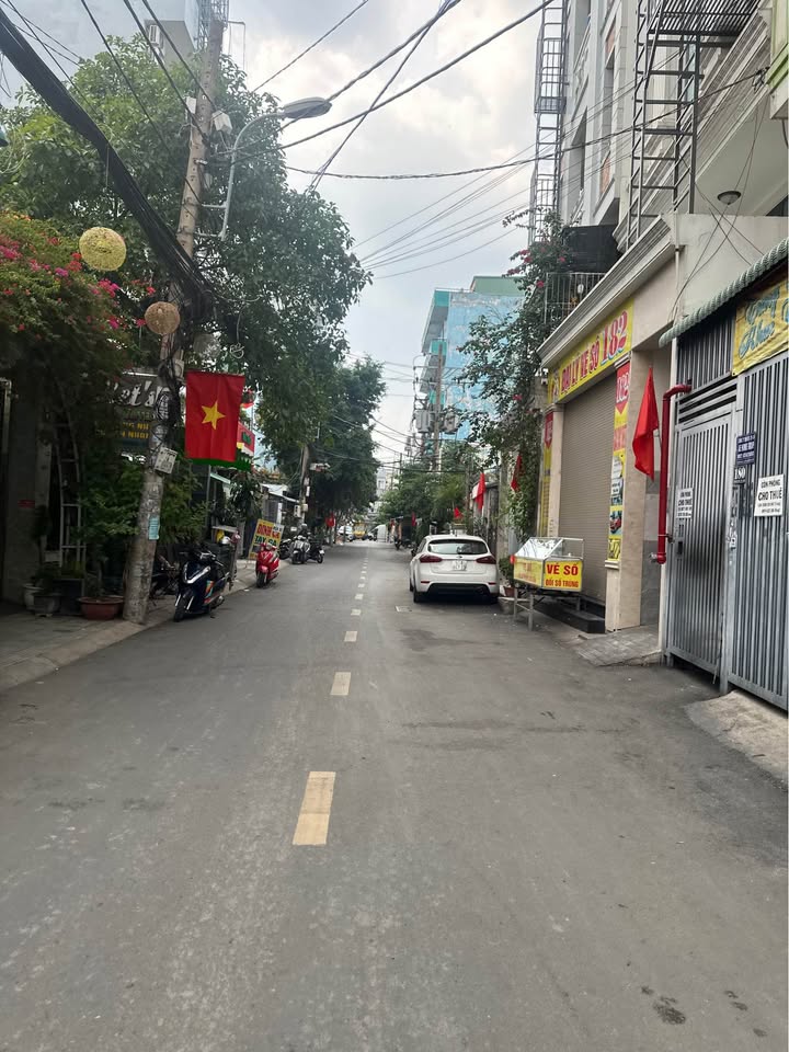 Nhà Mặt Tiền Trần Bá Giao Gò Vấp 61m² - 4 Lầu, 5 PN - 10.5 Tỷ TL