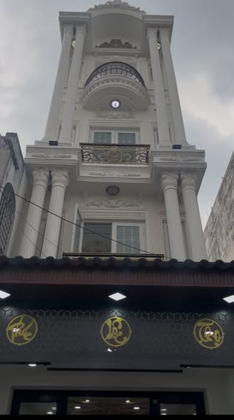 Nhà 4 Tầng Đường 8m Tân Phú 72m² Giá 10 Tỷ - Kinh Doanh Đỉnh Cao