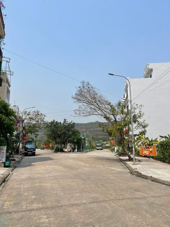 Đất nền TĐC Hùng Thắng 63.5m² - Sổ HĐMB, Giá 4.x Tỷ