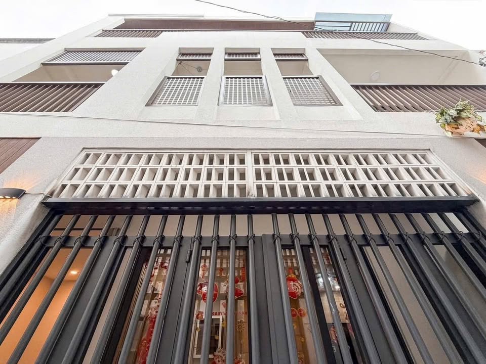 Nhà Hẻm 3M Hoà Hưng Q10 - 57m² Sổ Hồng Chính Chủ