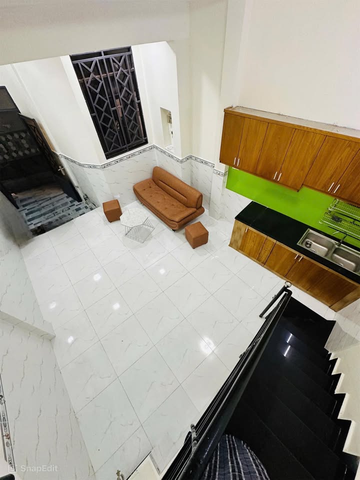 Nhà 30m² Phạm Văn Đồng, Bình Thạnh - 3 Tỷ, 1 Trệt 3 Lầu, Sổ Riêng