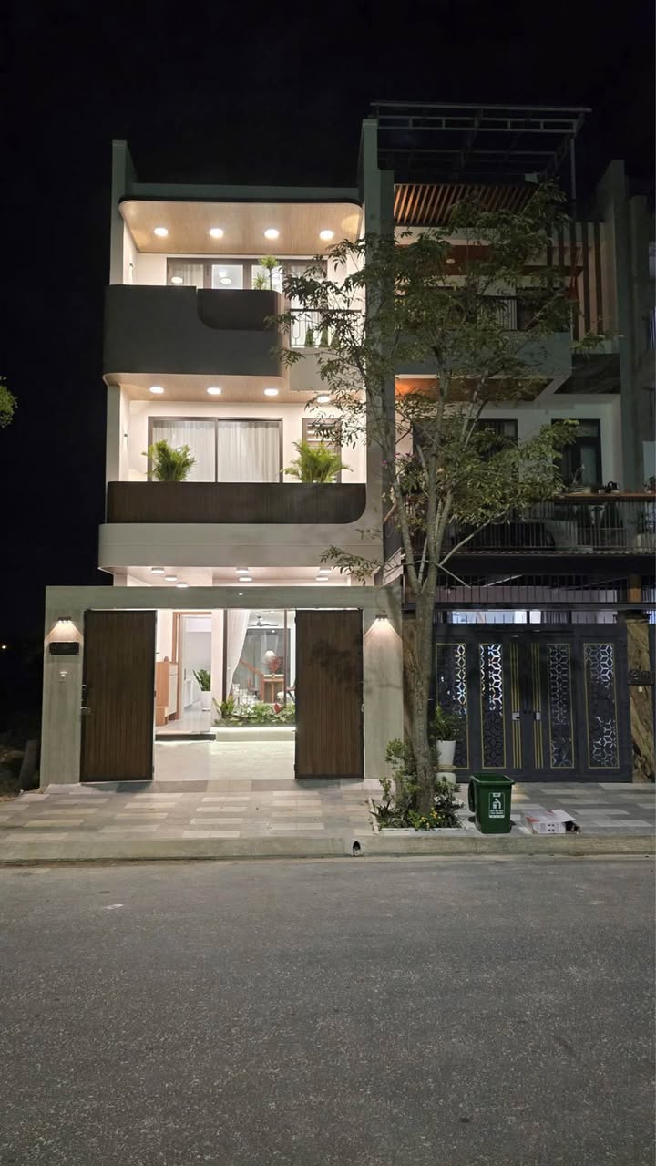 Nhà KĐT Mỹ Gia Nha Trang 100m² - 3 Tầng, Hướng Tây Nam, Giá 9.4 Tỷ