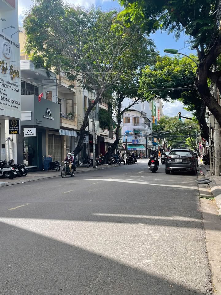 Nhà Mặt Tiền Hồng Bàng Nha Trang 97m² (4PN) - Kinh Doanh Đỉnh Cao, Giá 27 Tỷ