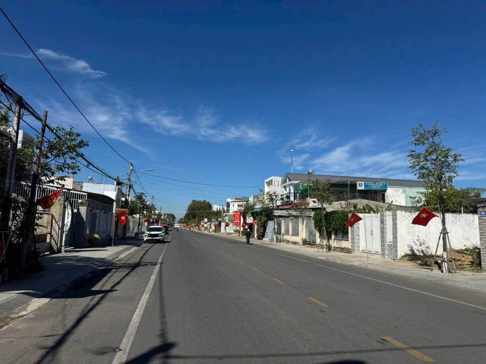 Mặt Tiền Kinh Doanh Bà Triệu Kon Tum 175m² - Giá 3 Tỷ