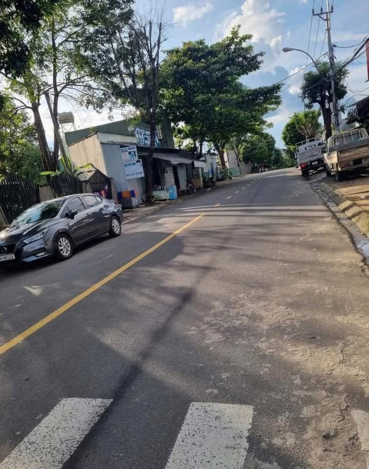 Bán đất thổ cư 90m² Hoàng Thị Loan, Kon Tum - Vị trí kinh doanh đắc địa