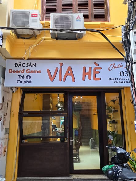 Sang Nhượng Quán Board Game Vỉa Hè - Cầu Giấy, Hà Nội