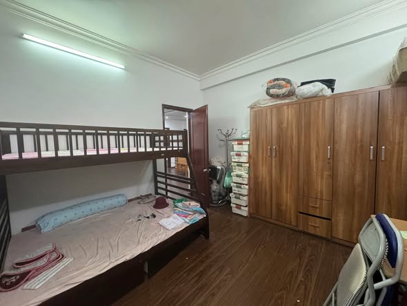 Căn hộ Long Biên Nguyễn Văn Cừ 100m² 13tr - View đẹp