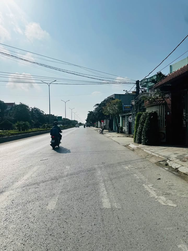 Bán Đất Thổ Cư 140m² Mặt Tiền Rộng 7m - An Dương Vương, Quảng Phú