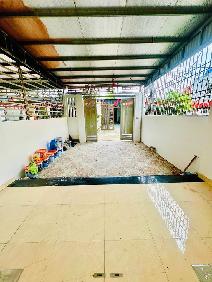 Bán Nhà 2 Tầng Quảng Thịnh 112m² Giá Hơn 2.5 Tỷ - Sổ Đỏ Chính Chủ