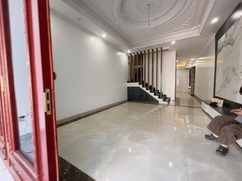 Nhà 4 Tầng Thang Máy Pháp Cổ Đông Tân 105m² - Giá 4.6 Tỷ