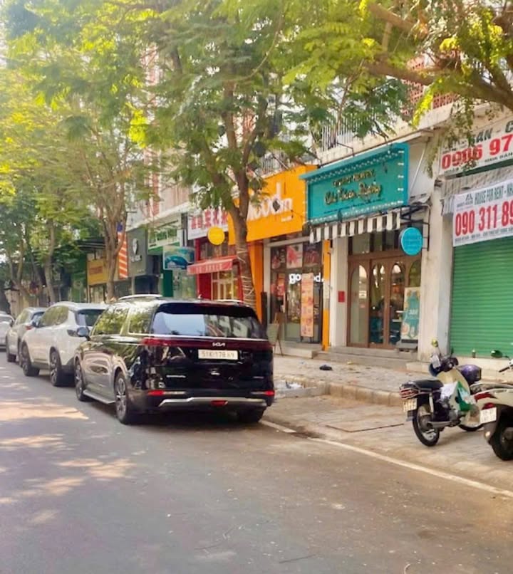 Sang Nhượng Quán Kinh Doanh Mặt Tiền Hưng Vương 1, Quận 7 - Sẵn Sàng Vào Ở