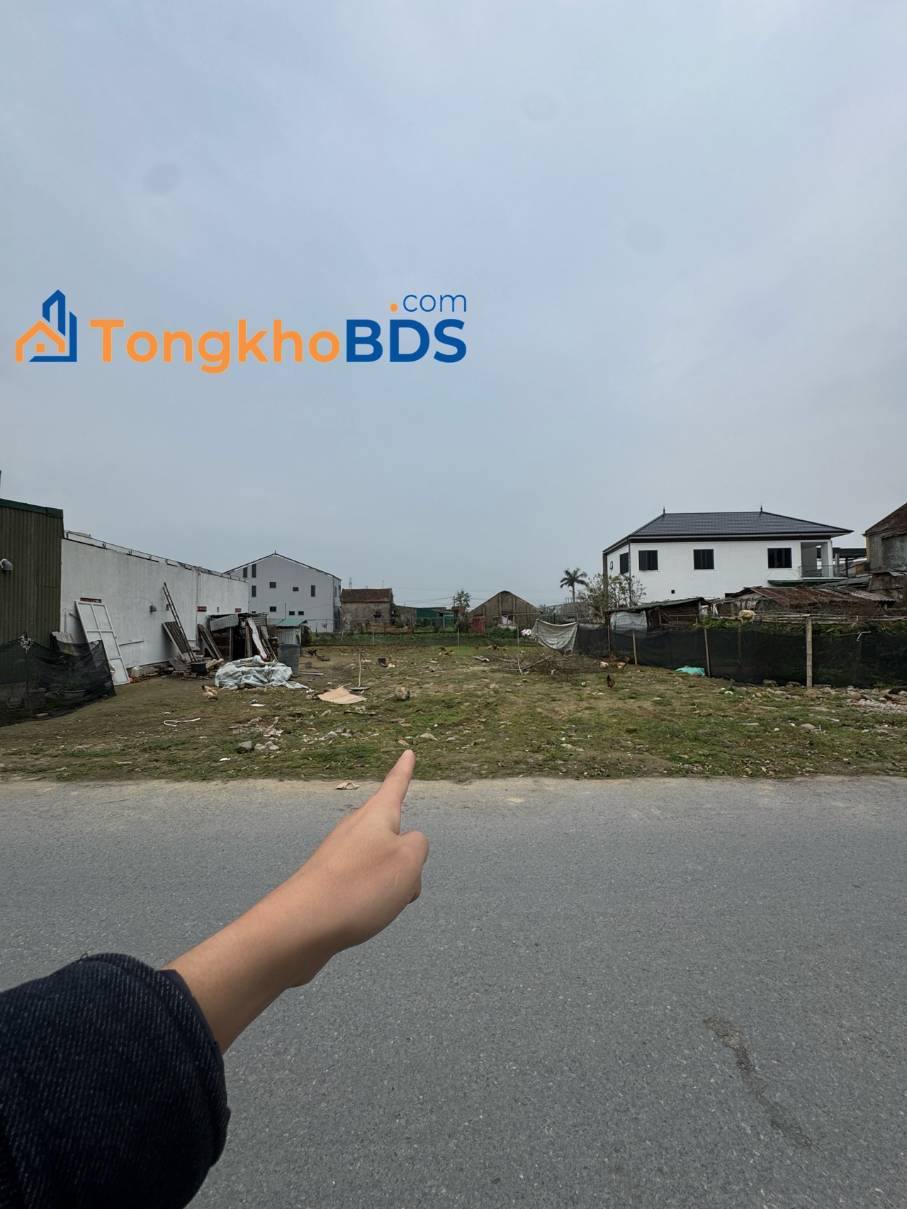 mặt đường có tên hưng đông cũ