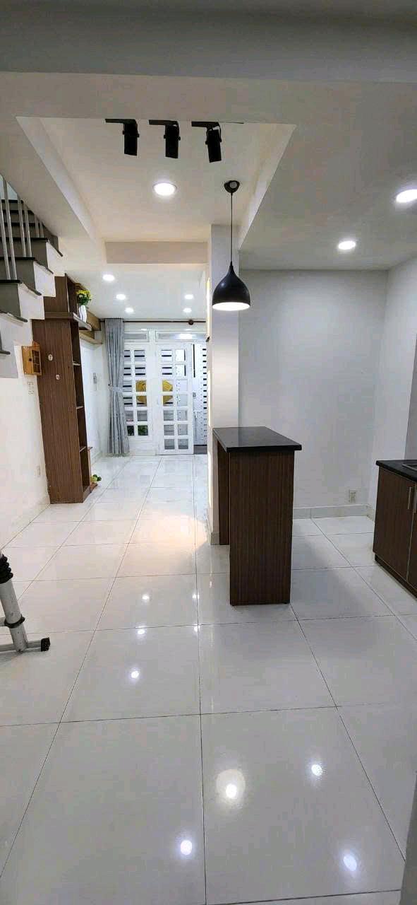 Nhà 1 Lầu Đường Tân Hóa - Thiết Kế Tân Cổ Điển Đáng Mơ Ước