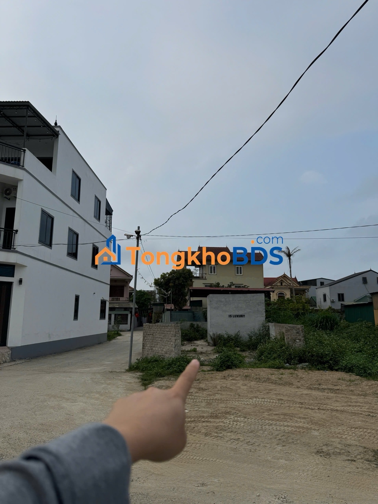 Bán đất khối 11 đội cungLô góc 2 mặt tiềnĐường hiện trạng 8m thông 