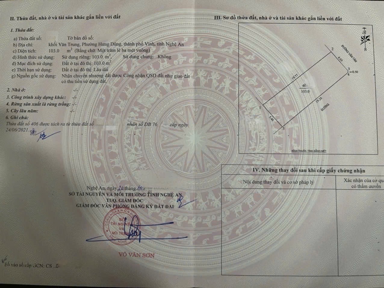 🍀 🍀Chính chủ B.án lô góc đất 2 mặt tiền đường Văn Tân -P. Hưng Dũng👉 Vị trí gần đường Nguyễn gia Thiều, Nguyễn Duy Trinh,Bán kính 500m ra Trường mầm non C1,2 Hưng Dũng ,2p ra Hồ Goong, Quảng Trường Full tiện ích khu trung tâm👉Diện tích: 103m2 mặt tiền 5,2m nở hậu 5,46m👉Đường: 9m thông thoáng👉Hướng: Đông Bắc - Đông Nam☎liên hệ