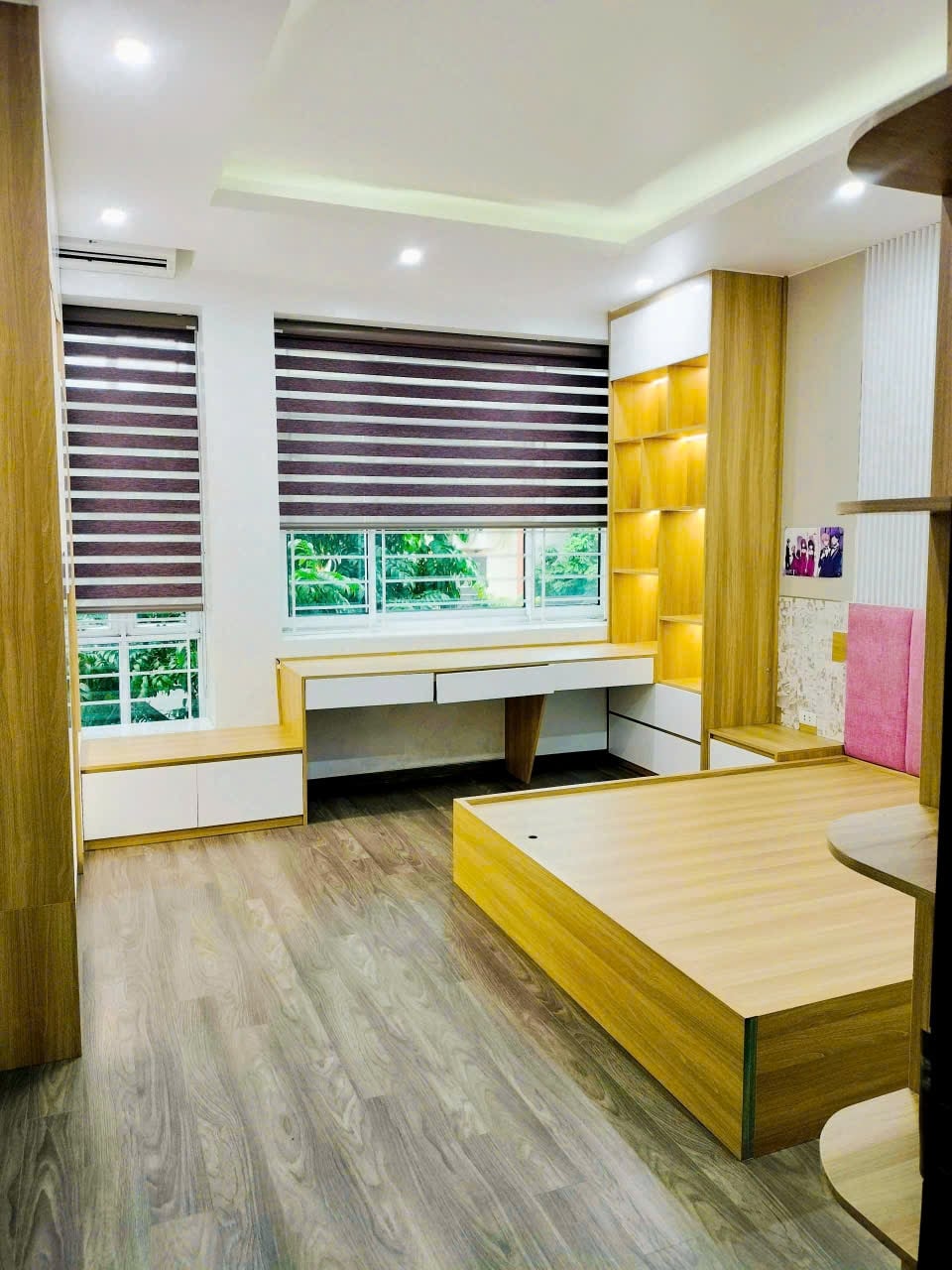 Nhà Phố Kinh Doanh 5 Tầng Mặt Tiền 4.2m, Ô Tô Đỗ Cửa Tại Xa La, Hà Đông - 16.9 Tỷ