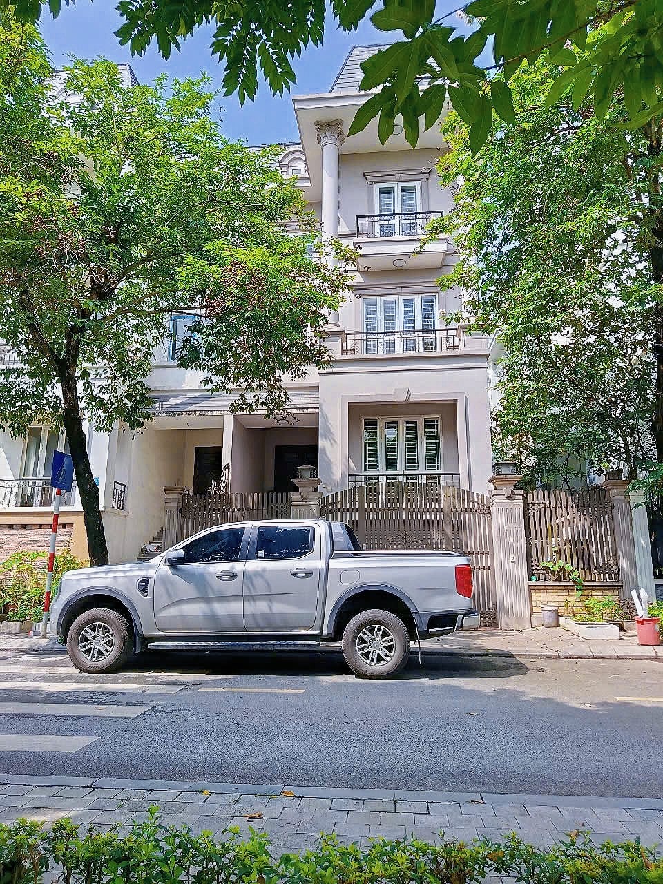 Nhà Song Lập Hoài Đức 162m² - View Công Viên, Sẵn Sàng Ở Ngay