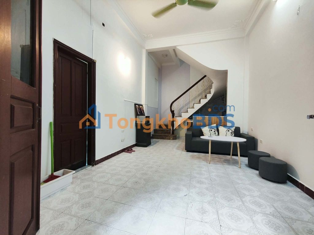 Nhà 4 tầng 30m² Hoàng Hoa Thám, Ba Đình - Sân Rộng, Gần Phố